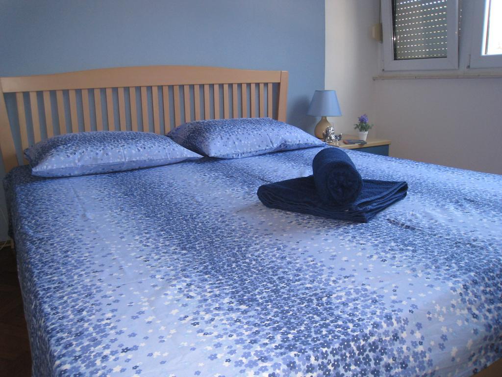 Apartment Ella Mare Zadar Oda fotoğraf